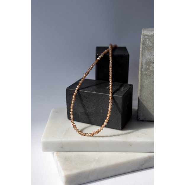 Vėrinys iš cirkonio