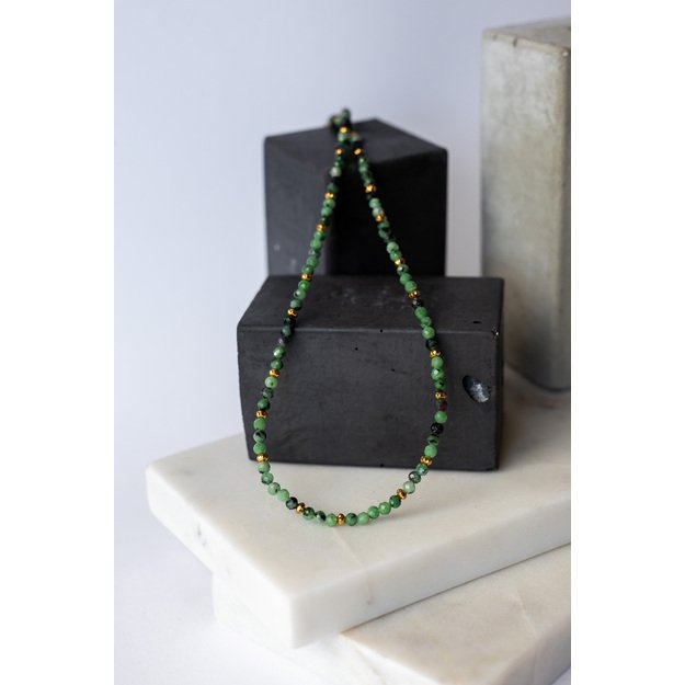 Vėrinys su zoisito ir rubino akmenukais