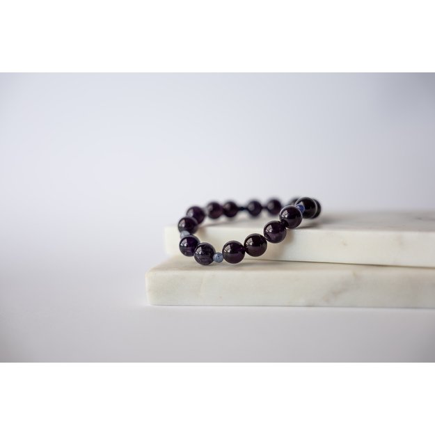 Apyrankė iš ametisto ir avantiurino akmenukų