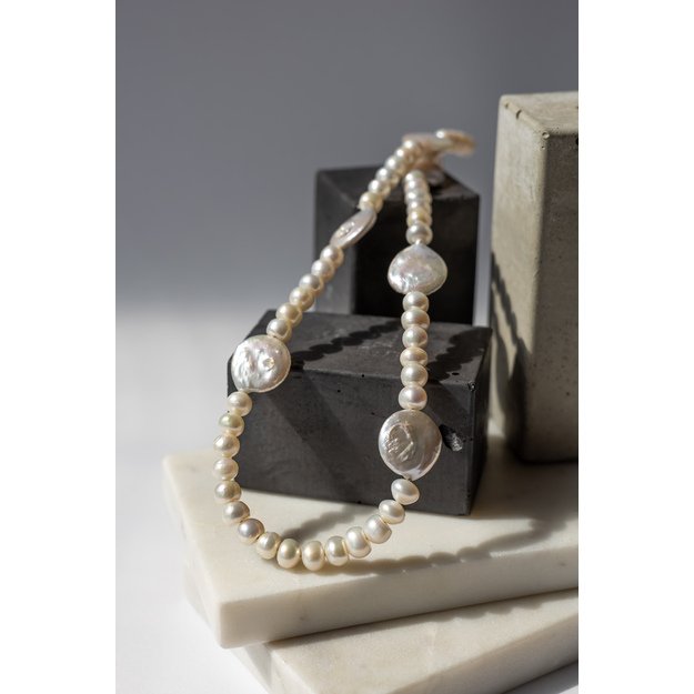 Baltų perlų vėrinys ir apyrankė 1