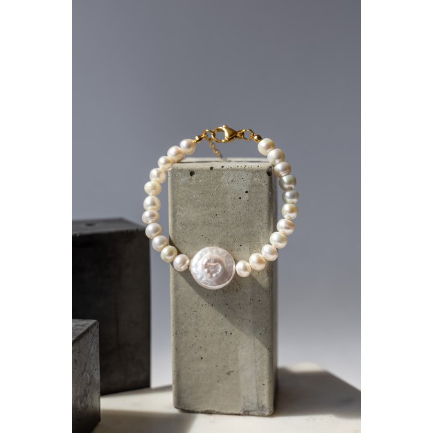 Baltų perlų vėrinys ir apyrankė 2