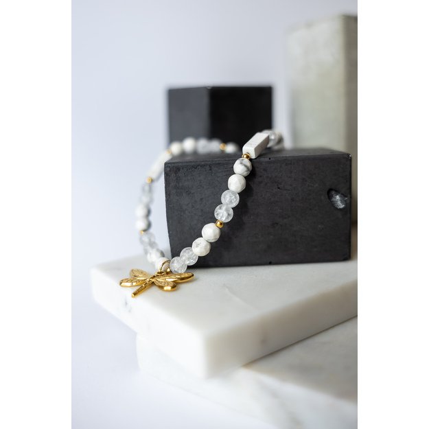 Hovlito ir kalnų krištolo vėrinys